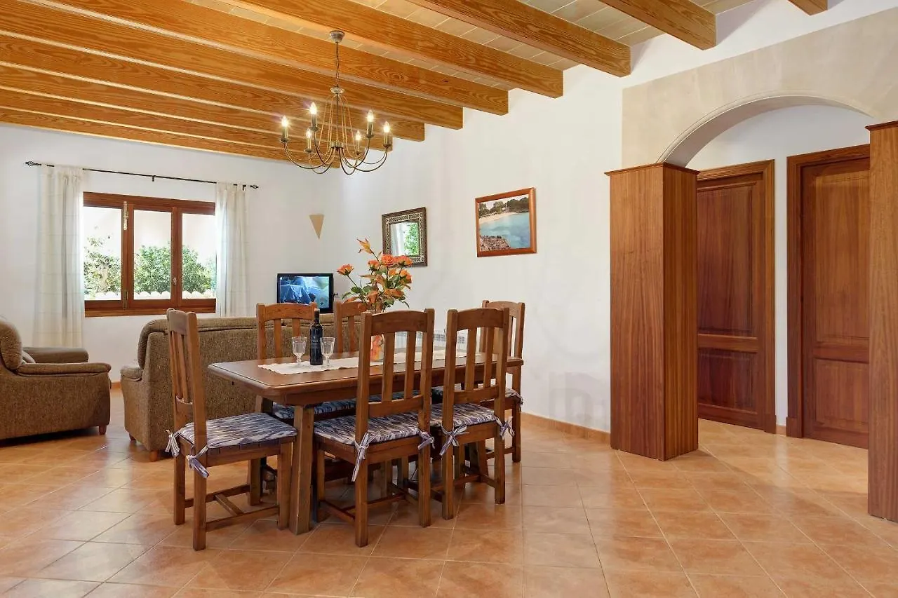 Villa Xuri Santanyi 0*,
